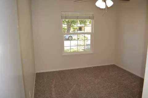 3717 Drakeshire Dr, Modesto, CA 95356 photo 23