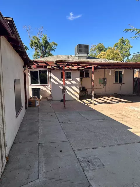 1435 W 10th St, Merced, CA 95341 photo 12