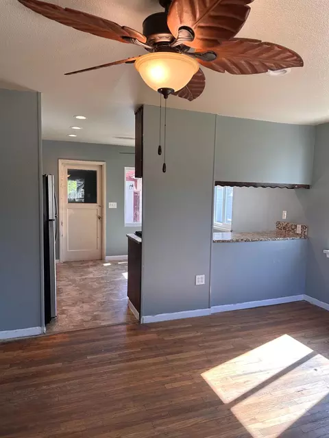 1435 W 10th St, Merced, CA 95341 photo 3