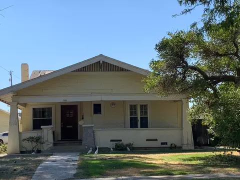285 Laurel Ave, Gustine, CA 95322 photo 3