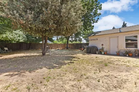 1224 Melrose Ave, Modesto, CA 95350 photo 28