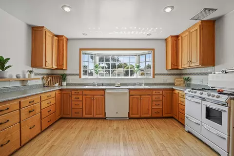 340 Covena Ave, Modesto, CA 95354 photo 22