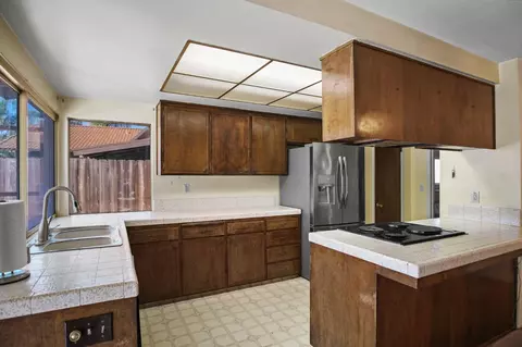 1848 Hunt Ave, Modesto, CA 95350 photo 11