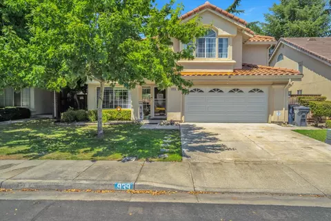 939 Williams, Tracy, CA 95376 photo 1