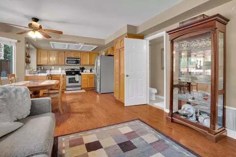 939 Williams, Tracy, CA 95376 photo 12