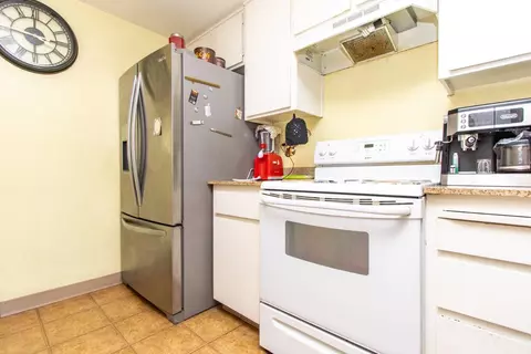 455 Cherry Ln #J, Manteca, CA 95337 photo 5