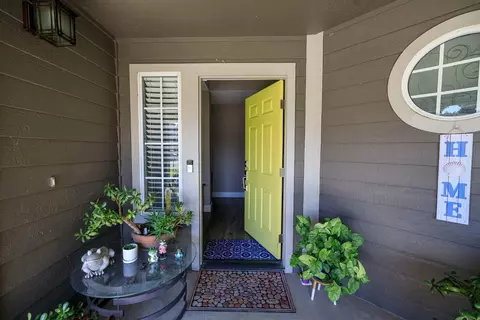 121 Benjamin Way, Turlock, CA 95380 photo 2