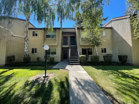 3591 Quail Lakes Dr #127, Stockton, CA 95207