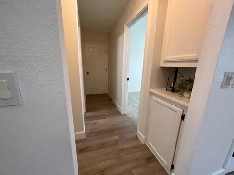2113 Hearthstone Ln, Modesto, CA 95355 photo 5