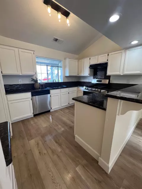 2113 Hearthstone Ln, Modesto, CA 95355 photo 18