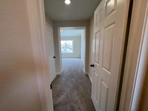 2113 Hearthstone Ln, Modesto, CA 95355 photo 11