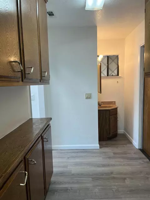 5900 Camray Cir, Carmichael, CA 95608 photo 28
