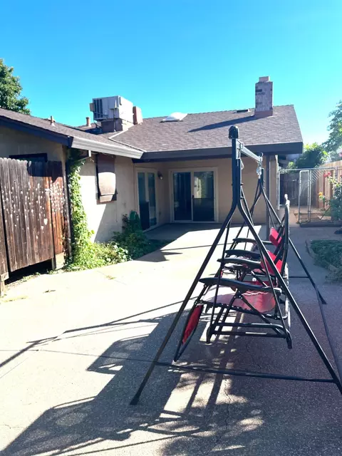 5900 Camray Cir, Carmichael, CA 95608 photo 32