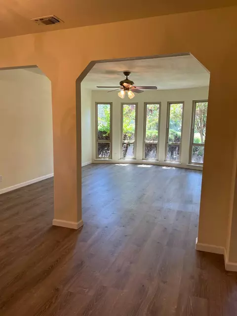 5900 Camray Cir, Carmichael, CA 95608 photo 7