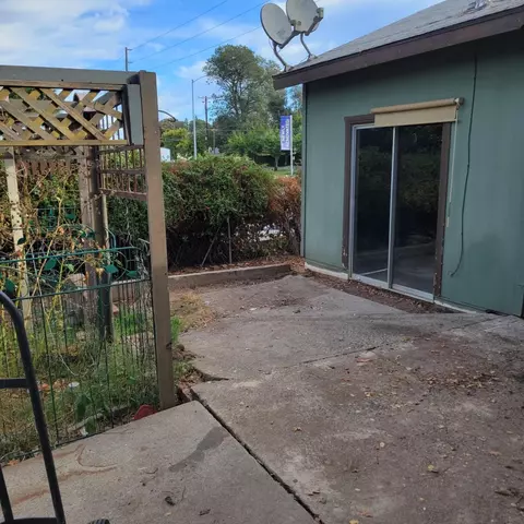 2403 Walnut Ave, Carmichael, CA 95608 photo 9
