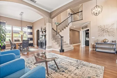 2109 Bel Air Ln, Roseville, CA 95678
