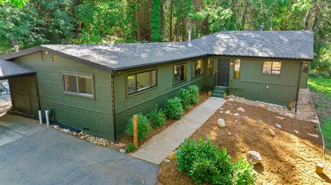 12492 Red Dog Rd, Nevada City, CA 95959