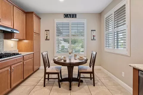 2528 Chimney Point Ln, Manteca, CA 95336 photo 9
