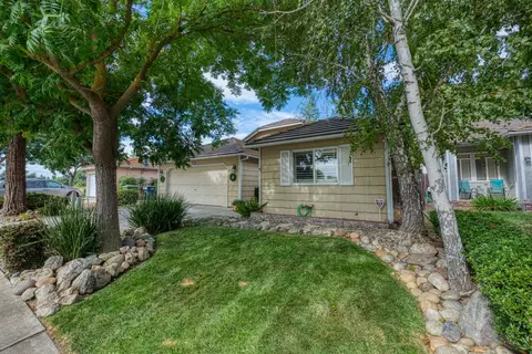 4025 Mckenna Dr, Turlock, CA 95382 photo 1