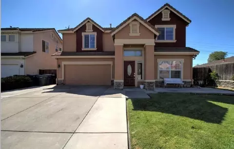 24 Poinsettia Ct, Sacramento, CA 95838