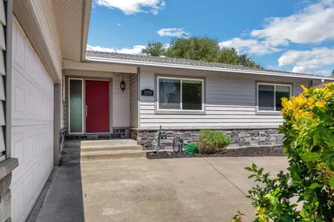 5709 Connie Ct, Loomis, CA 95650 photo 4