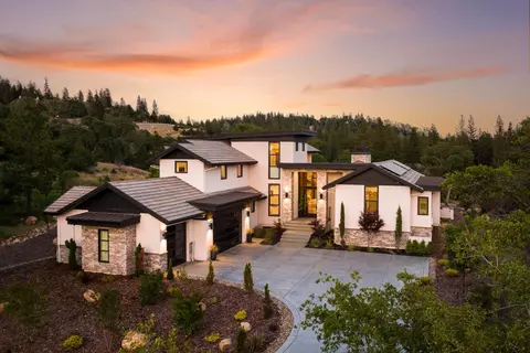 2056 Long View Dr, Meadow Vista, CA 95722