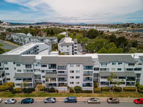1201 Melville Sq #205, Richmond, CA 94804