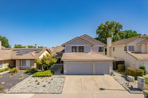 8905 Springhurst Dr, Elk Grove, CA 95624