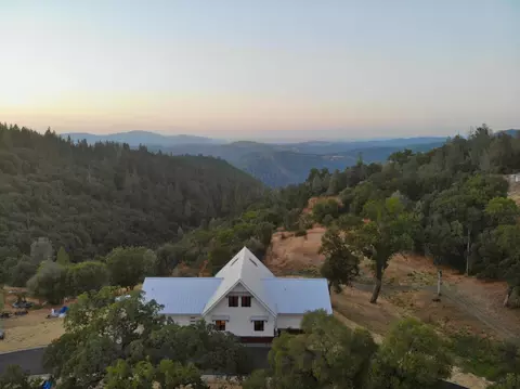 11184 Yuba Crest Dr, Nevada City, CA 95959