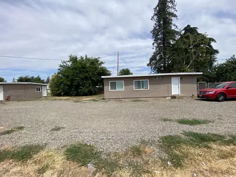 1575 Santa Fe, Merced, CA 95340 photo 4