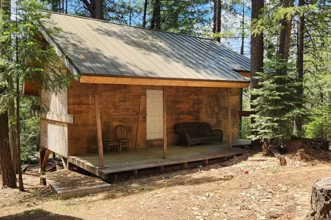 17699 Gaston Rd, Nevada City, CA 95959