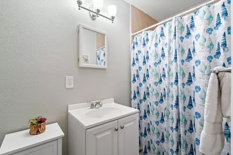4432 Marble Way, Carmichael, CA 95608 photo 18