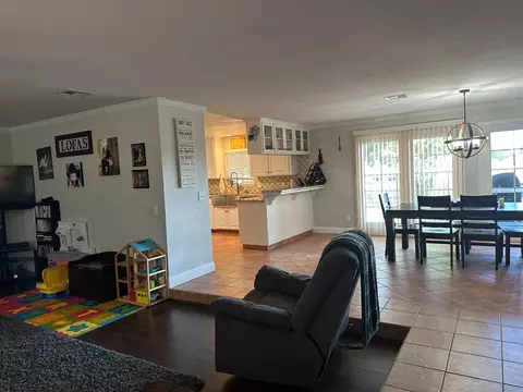 10172 E Underwood Rd, Acampo, CA 95220 photo 3