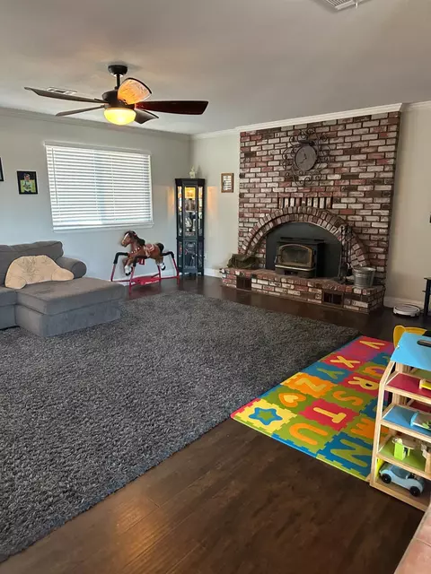 10172 E Underwood Rd, Acampo, CA 95220 photo 5