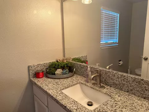 10172 E Underwood Rd, Acampo, CA 95220 photo 12