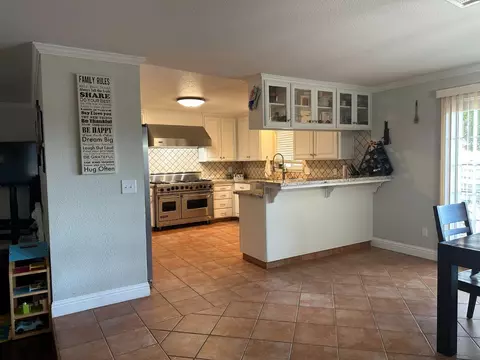10172 E Underwood Rd, Acampo, CA 95220 photo 6