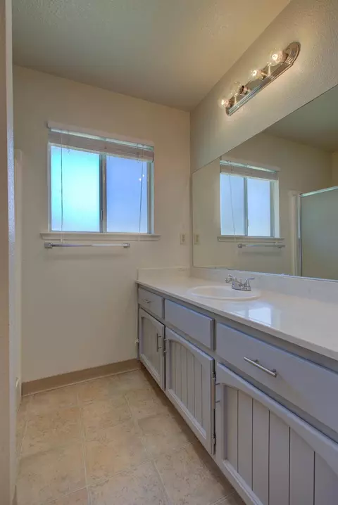 74 Snowmass Ct, Merced, CA 95348 photo 9