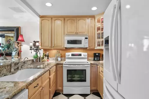 3400 Sullivan Ct #208, Modesto, CA 95356 photo 5