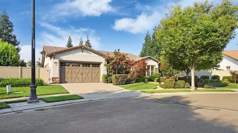 2437 Gardenstone Pl, Manteca, CA 95336 photo 5