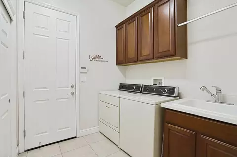 2437 Gardenstone Pl, Manteca, CA 95336 photo 27