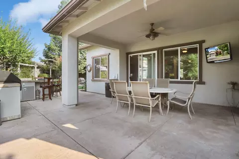 2437 Gardenstone Pl, Manteca, CA 95336 photo 50