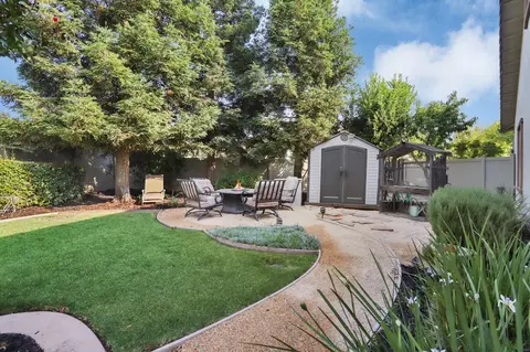 2437 Gardenstone Pl, Manteca, CA 95336 photo 41