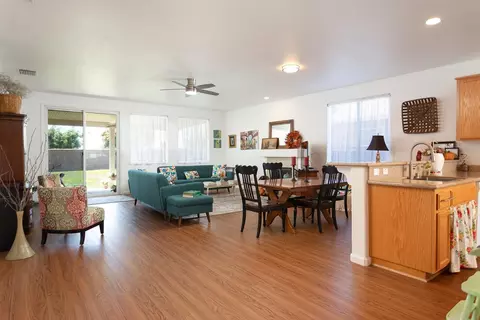 1348 Ladyfern St, Plumas Lake, CA 95961 photo 4