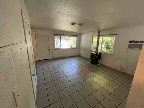 9490 Amistad Ave, Planada, CA 95365 photo 3