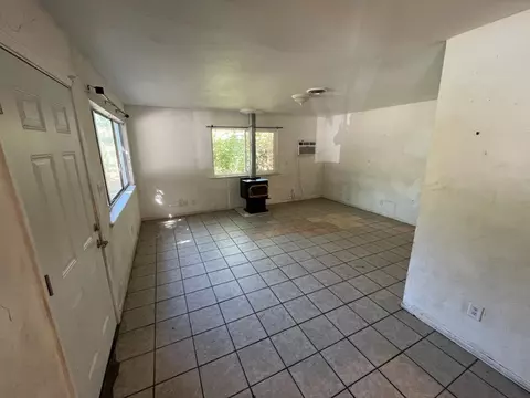 9490 Amistad Ave, Planada, CA 95365 photo 2