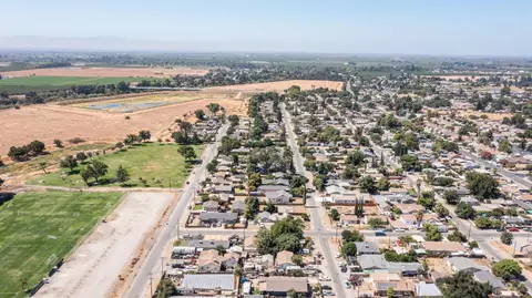 1832 Donald St, Modesto, CA 95351 photo 2