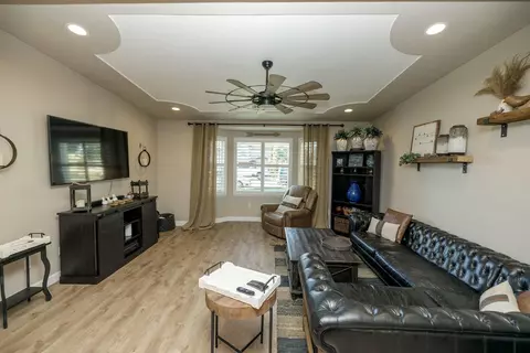 20454 3rd St, Hilmar, CA 95324 photo 4
