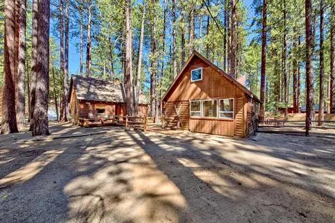 3020 Fresno Ave, South Lake Tahoe, CA 96150