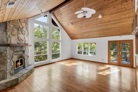 19176 Leopard Ct, Grass Valley, CA 95949 photo 2