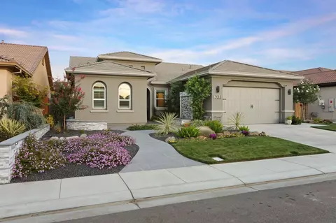 1448 Mono St, Manteca, CA 95337 photo 2